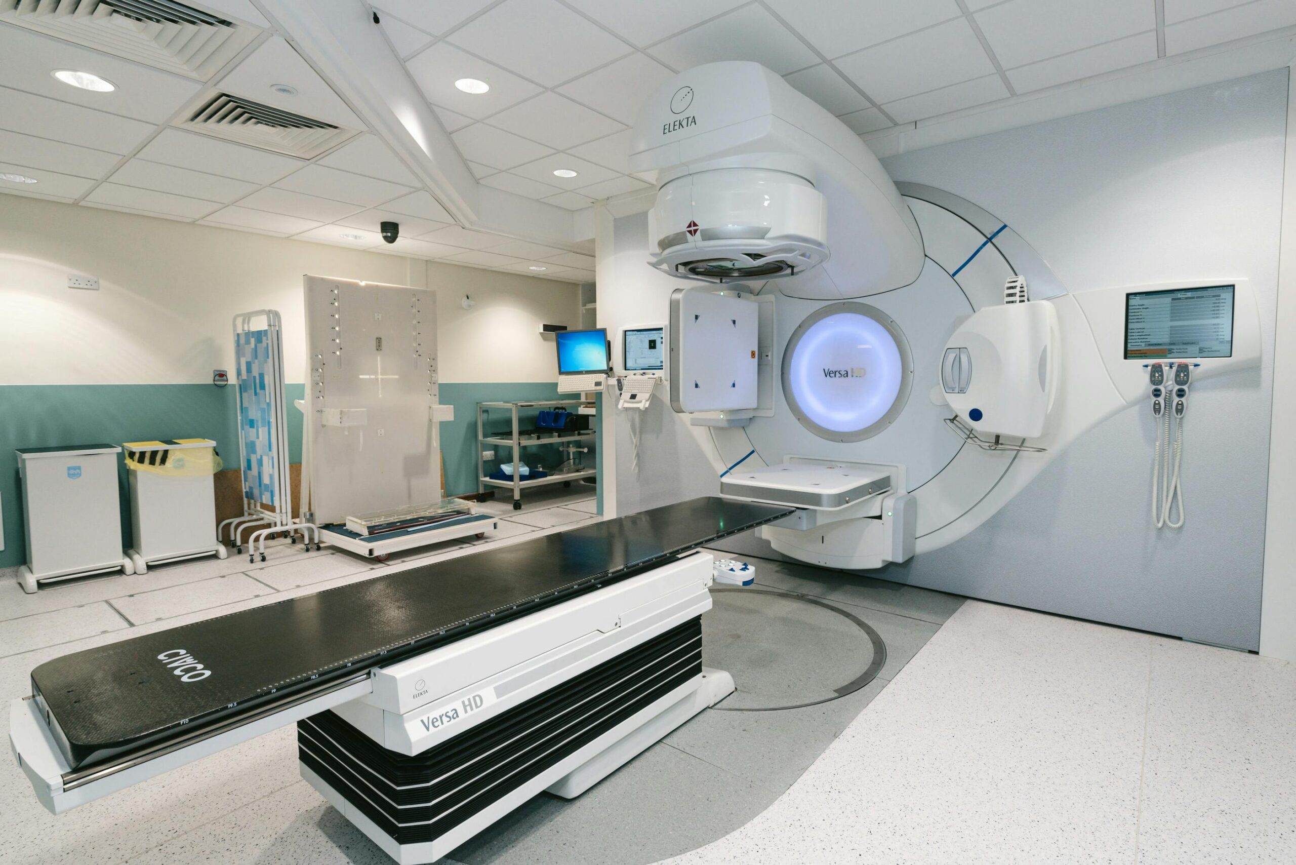 Lee más sobre el artículo 4 VERDADES SOBRE LA RADIOTERAPIA EXTERNA